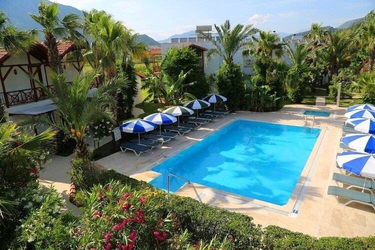 Arkadas Otel
