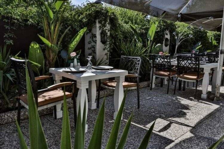 Hotel 212 Olympos