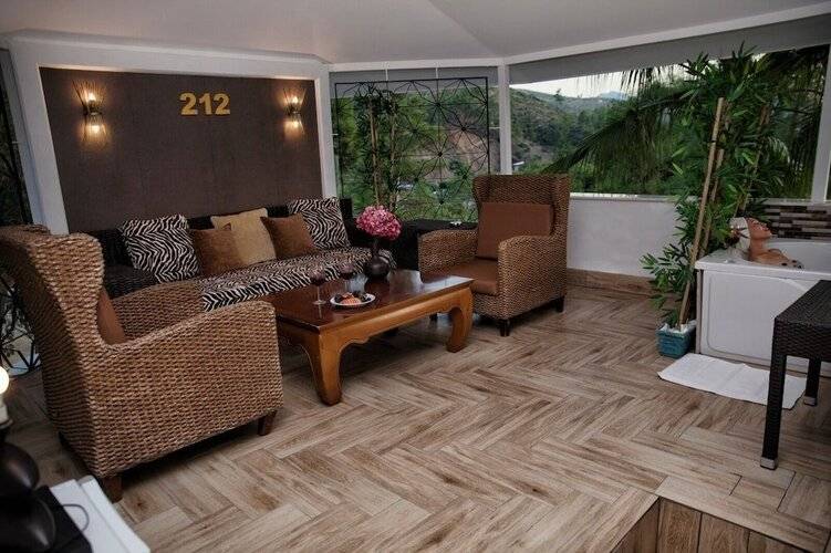 Hotel 212 Olympos