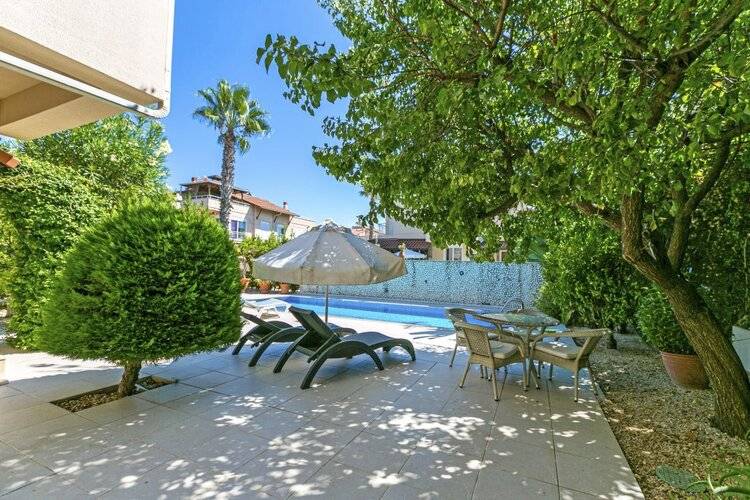 Paradise Town Beldora