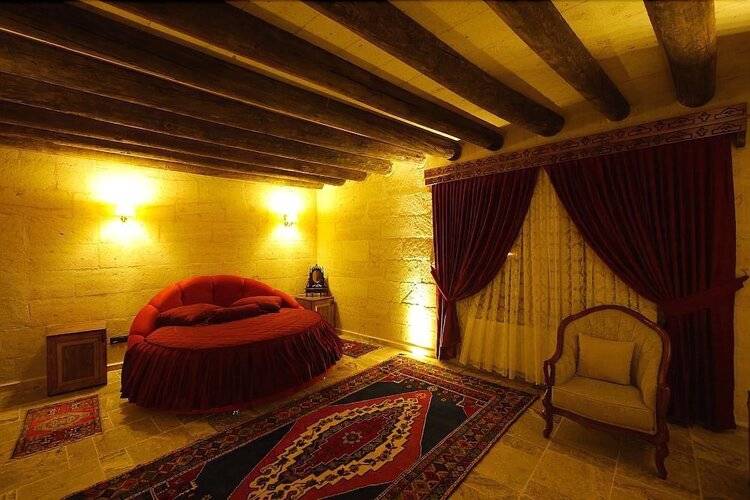 Avanos Suites