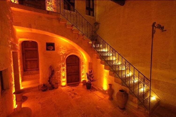 Avanos Suites