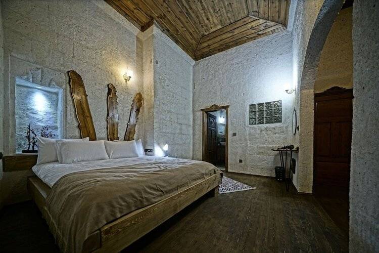Lemon Cave Suites And Coffee House