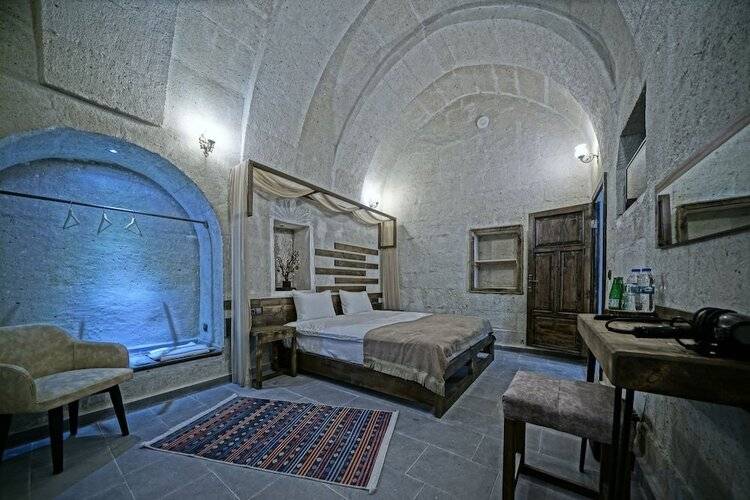 Lemon Cave Suites And Coffee House