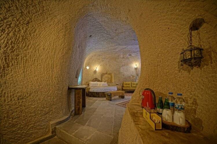 Lemon Cave Suites And Coffee House