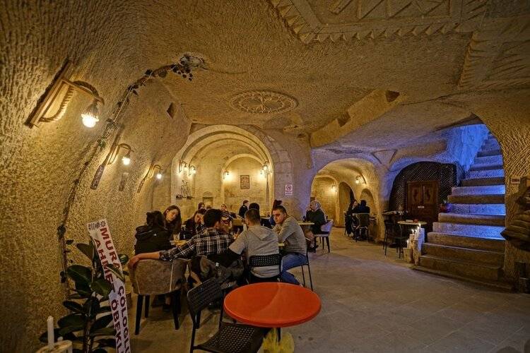 Lemon Cave Suites And Coffee House