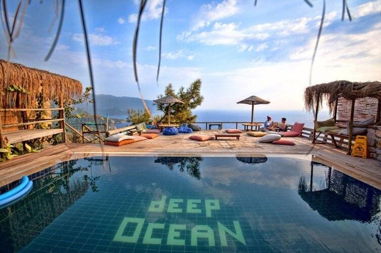 Deep Ocean Camping (Adulrs Only 18+)