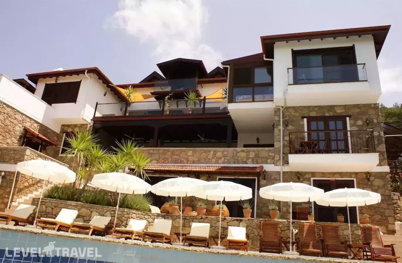 Lazy Lizard Boutique Hotel