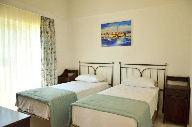 Alya Piynar Villa