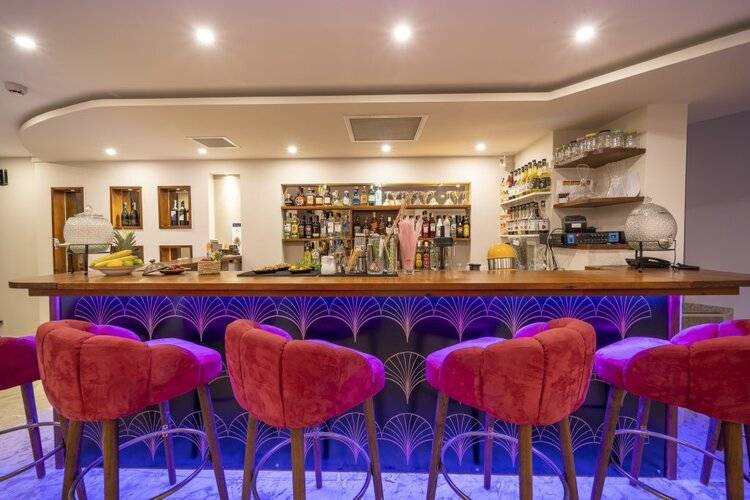 Бутик-Отель Highclere (Adults Only 18+)