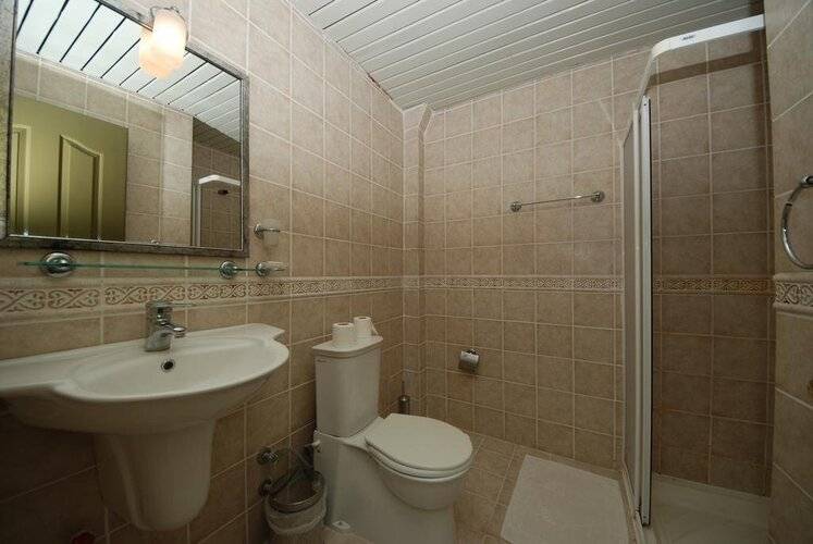 Es Apartments