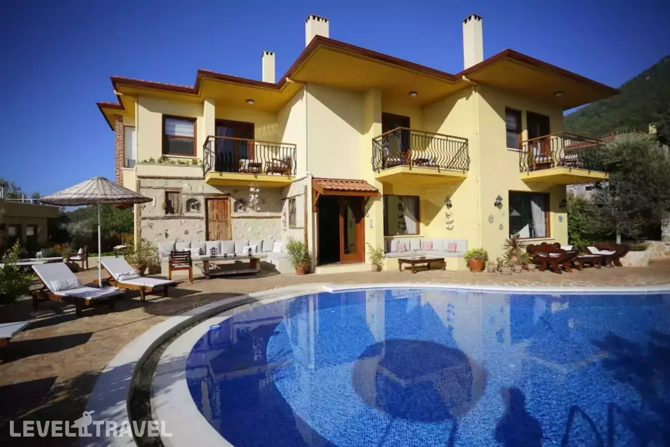 Mandarin & Mango Boutique Hotel