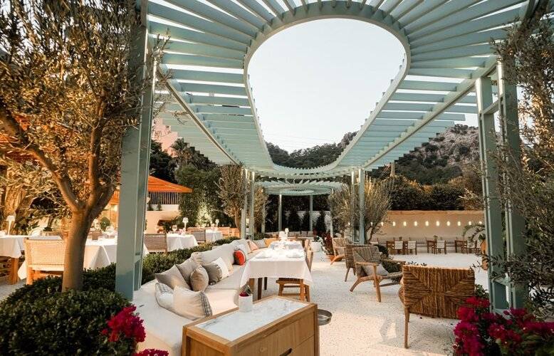 Perios Beach House (Adults Only 15+)