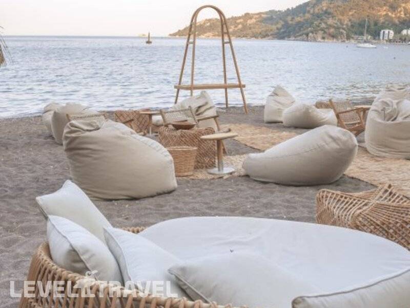 Фотография Perios Beach House (Adults Only 15+) Фотография Perios Beach House (Adults Only 15+)