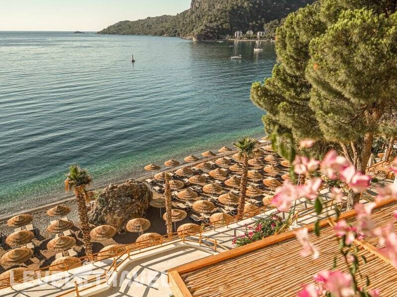 Фотография Perios Beach House (Adults Only 15+) Фотография Perios Beach House (Adults Only 15+)