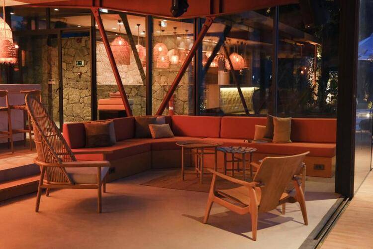 Birdcage 33 Hotel (Adults Only 16+)