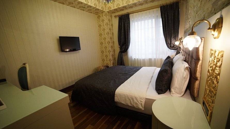 Ascot Hotel Buyukada