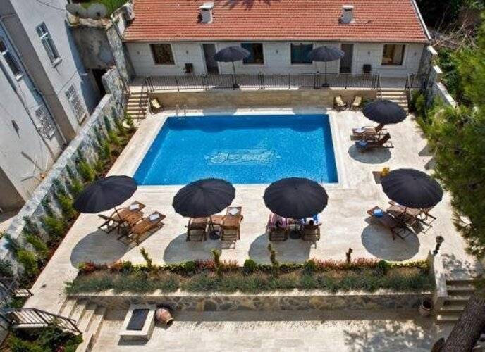 Ascot Hotel Buyukada