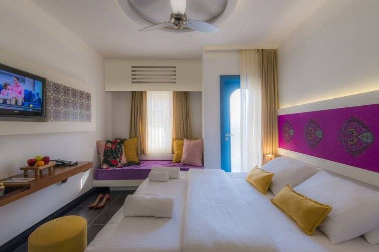 La Brezza Suite & Hotel