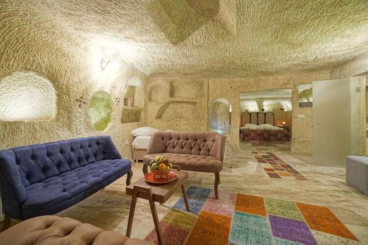 Heritage Cave Suites