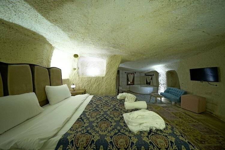 Heritage Cave Suites