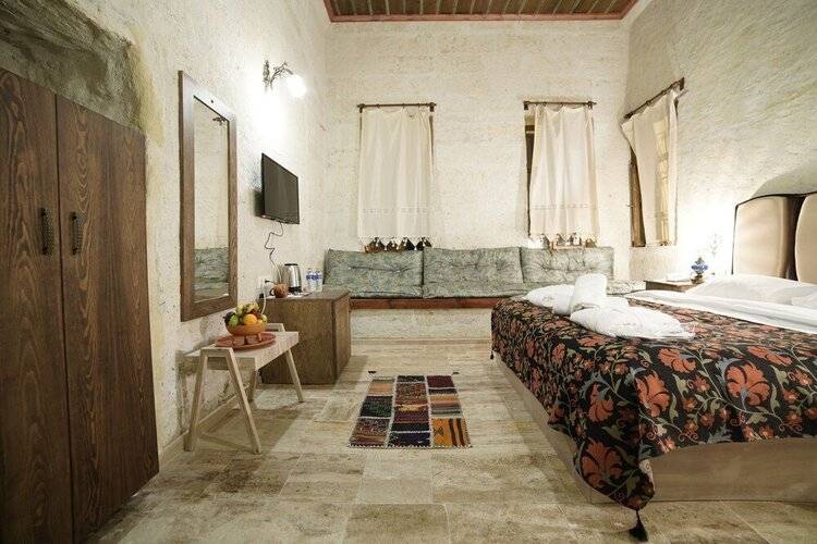 Heritage Cave Suites