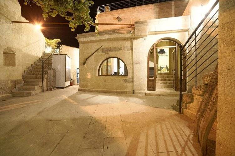Heritage Cave Suites