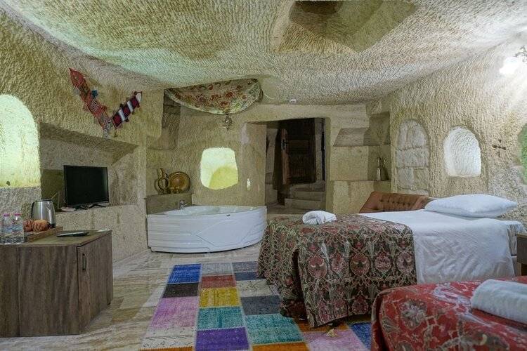 Heritage Cave Suites