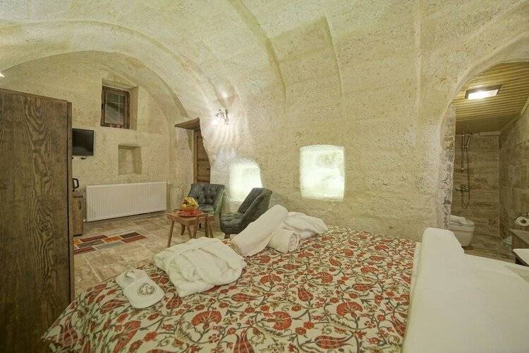 Heritage Cave Suites