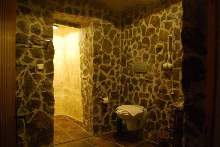 Cave Art Hotel