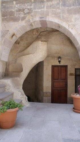Cave Art Hotel
