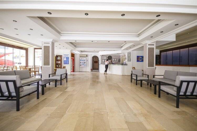 Hotel Delta Altinkum