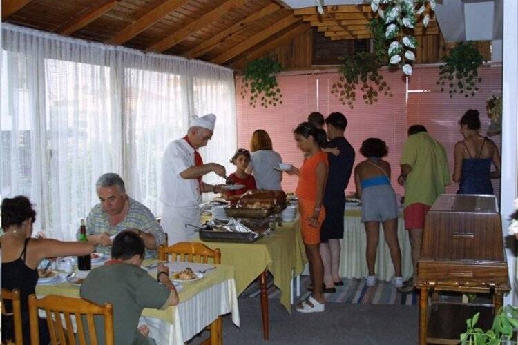 Hotel Saadet