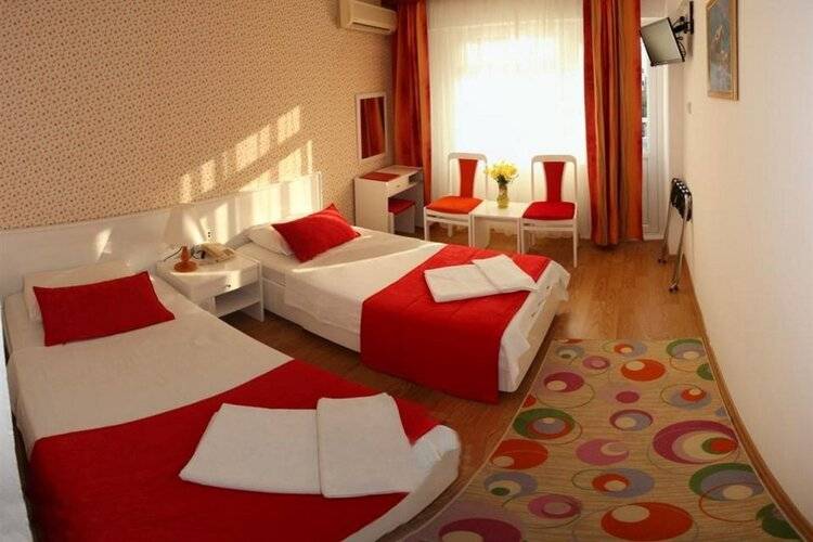 Hotel Saadet