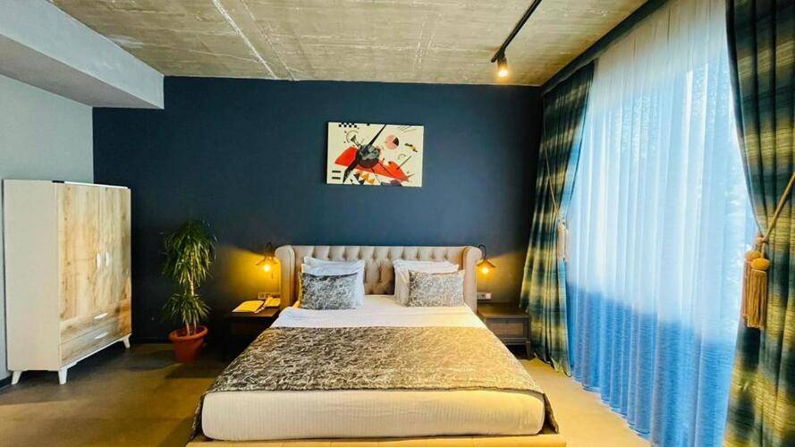 Sandora Boutique Hotel