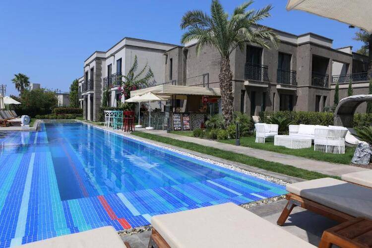 Sandora Boutique Hotel