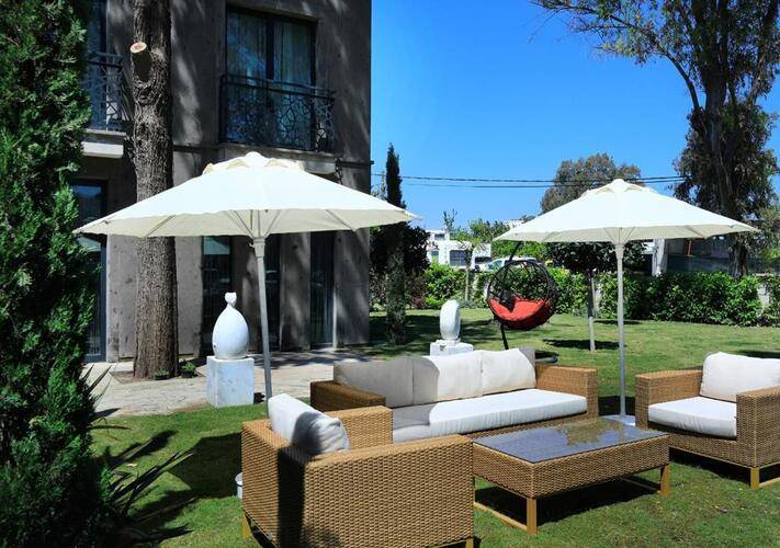 Sandora Boutique Hotel