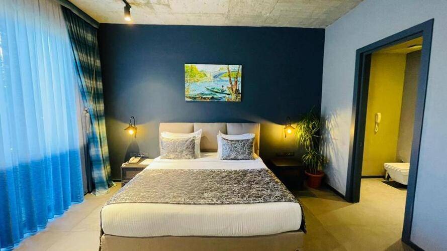 Sandora Boutique Hotel