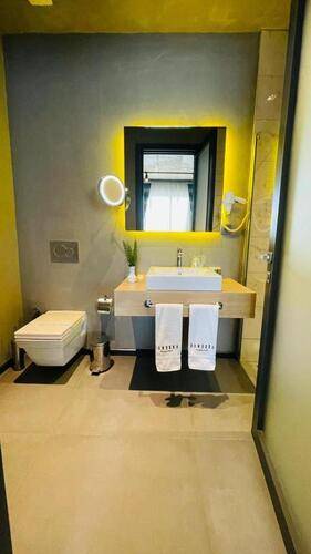 Sandora Boutique Hotel