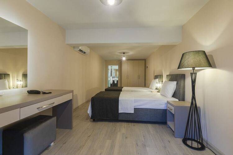 The Farrys Boutique Hotel