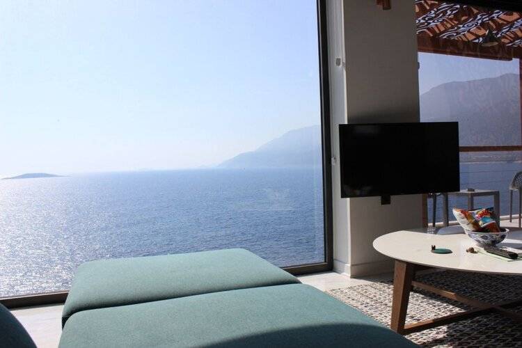 Mandalina Luxury Suites (Adults Only 18+)
