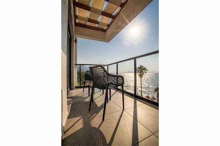 Maia Luxury Beach Hotel & Spa
