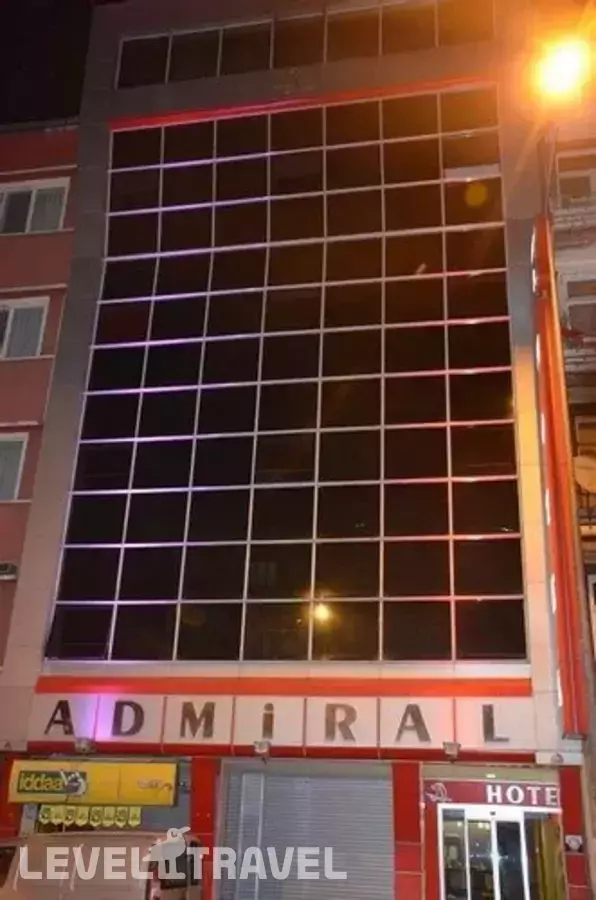 Admiral Hotel