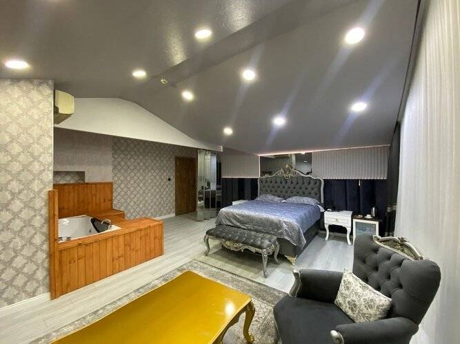 Grand Ulger Hotel