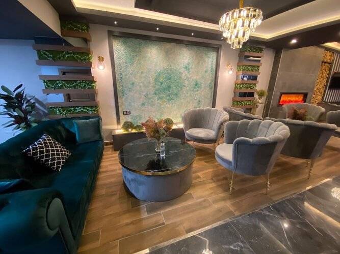 Grand Ulger Hotel