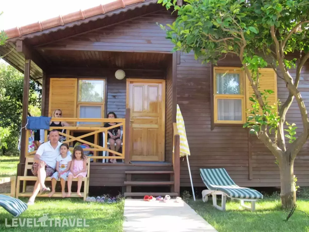 Baris Pension & Bungalows