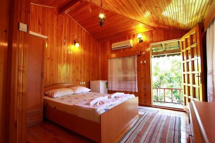Baris Pension & Bungalows