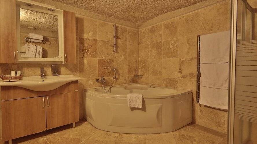 Vezir Cave Suites