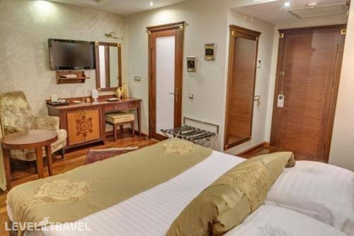 Изображение отеля 8