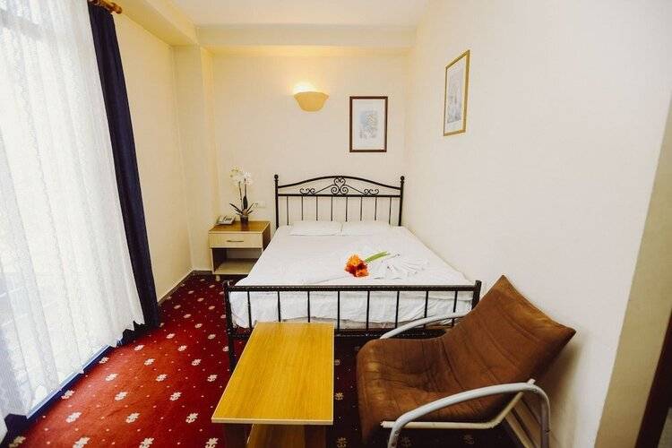 Ozalp Han Hotel